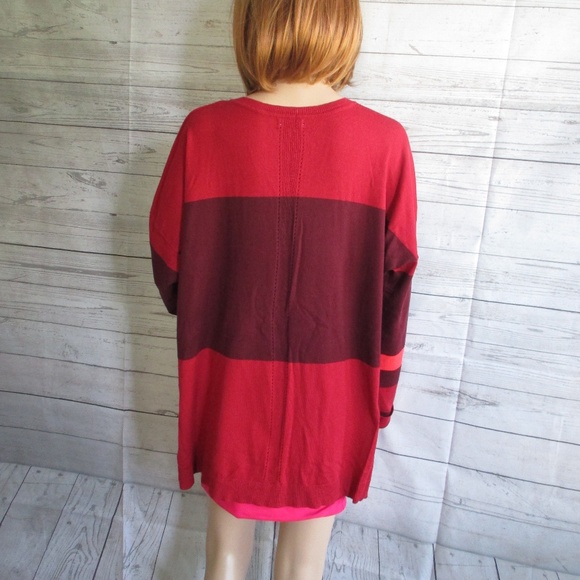 NWT - a.n.a. pretty v-neck sweater - sz XL - Picture 3 of 3